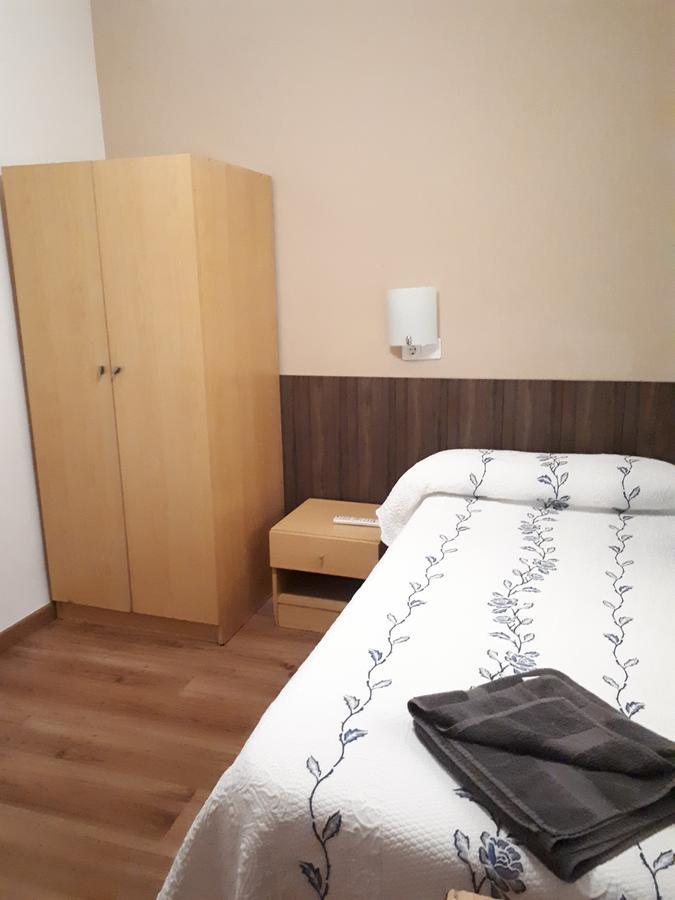 Hostal Oklahoma Reus Eksteriør bilde